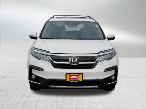 Certified 2022 Honda Pilot Touring image 2