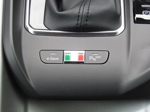 Used 2024 Alfa Romeo Tonale Ti w/ Active Assist Package AWD/4WD image 32