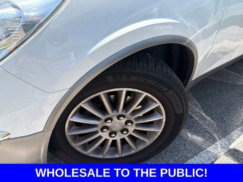 Used 2012 Buick Enclave Leather FWD image 3
