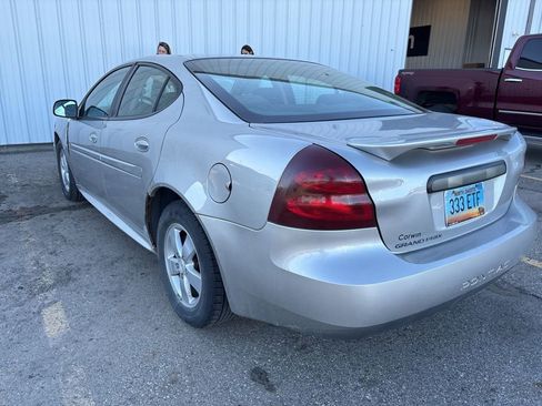 Used 2007 Pontiac Grand Prix w/ Preferred Package image 7