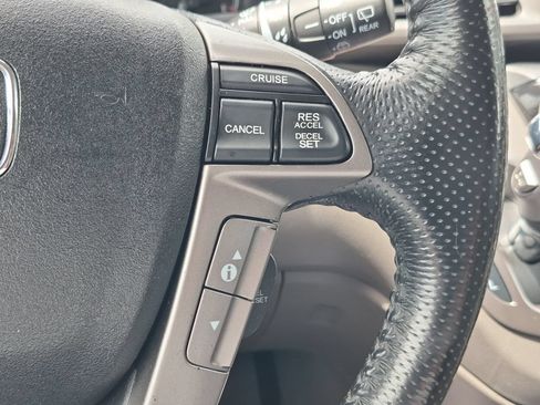 Used 2016 Honda Odyssey Touring Elite image 10