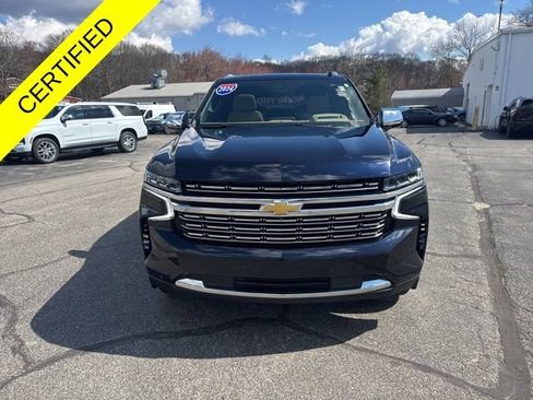 Used 2024 Chevrolet Tahoe Premier w/ Premium Package 2 AWD/4WD image 4