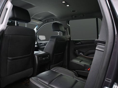Used 2018 Chevrolet Tahoe LT AWD/4WD image 9