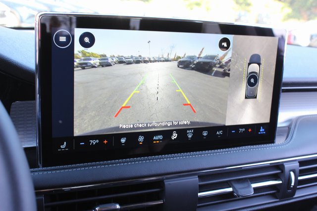 New 2025 Lincoln Corsair AWD w/ Equipment Group 101A image 21