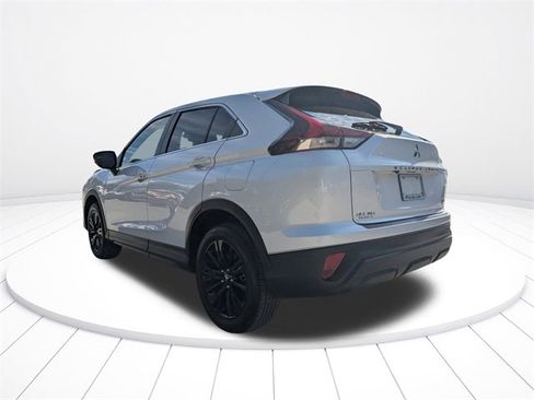 Used 2024 Mitsubishi Eclipse Cross LE image 6