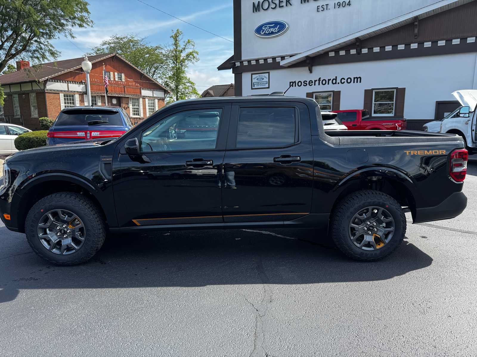 New 2026 Ford Maverick Tremor AWD/4WD image 7