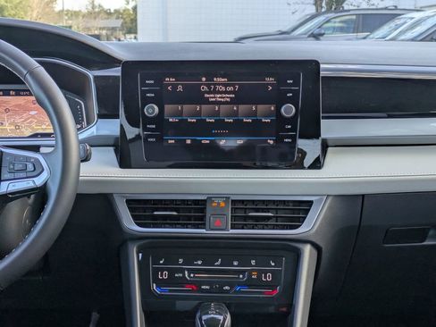 New 2026 Volkswagen Taos SEL AWD/4WD image 21