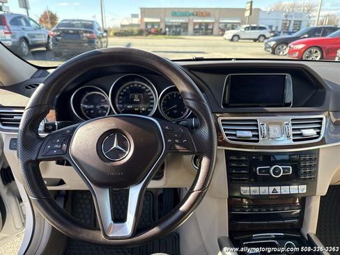 Used 2014 Mercedes-Benz E 350 4MATIC Sedan image 18
