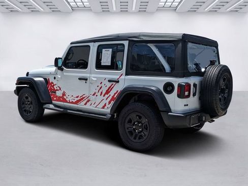 Used 2025 Jeep Wrangler Unlimited Sport AWD/4WD image 7