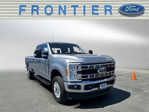 Used 2024 Ford F350 XLT AWD/4WD image 8