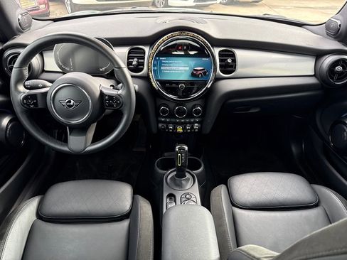 Used 2023 MINI Cooper SE image 14