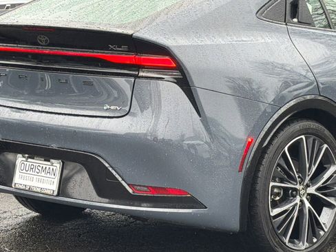 Used 2024 Toyota Prius XLE image 7