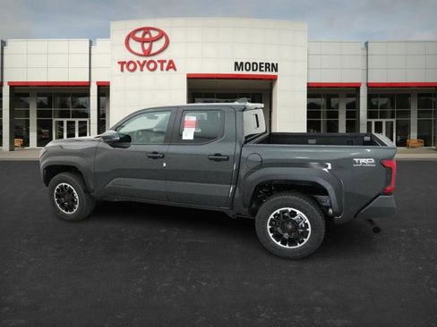 New 2026 Toyota Tacoma TRD Off-Road w/ TRD Off Road Premium Package AWD/4WD image 11