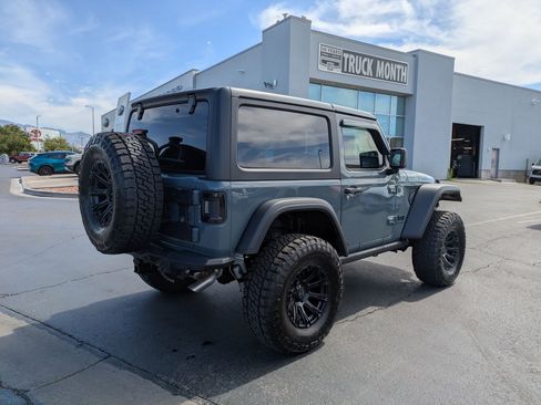 Used 2025 Jeep Wrangler Sport AWD/4WD image 3