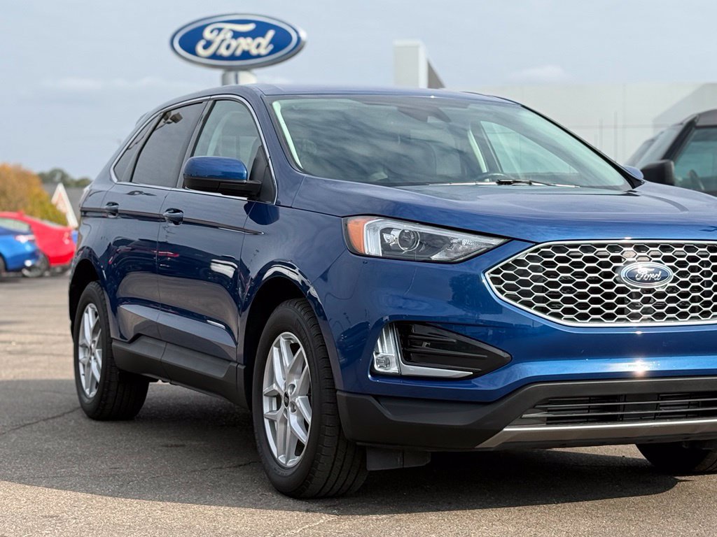Used 2023 Ford Edge SEL AWD/4WD image 33