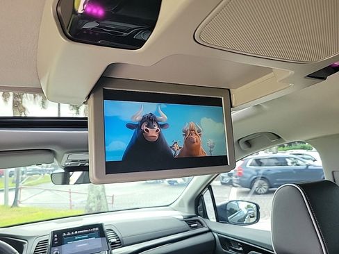 Used 2023 Honda Odyssey Elite image 10
