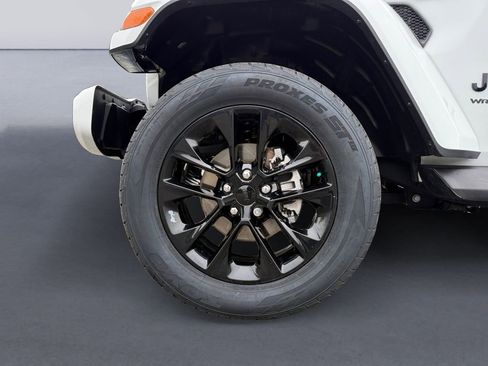 Certified 2022 Jeep Wrangler Unlimited Sahara image 12