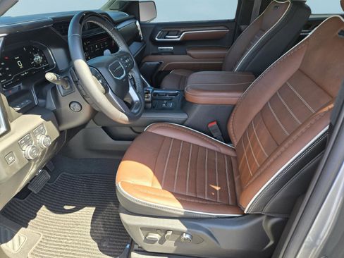 Used 2025 GMC Sierra 1500 Denali Ultimate AWD/4WD image 15