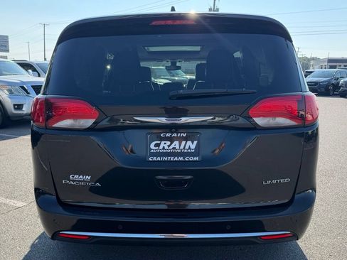Used 2020 Chrysler Pacifica Limited FWD image 6