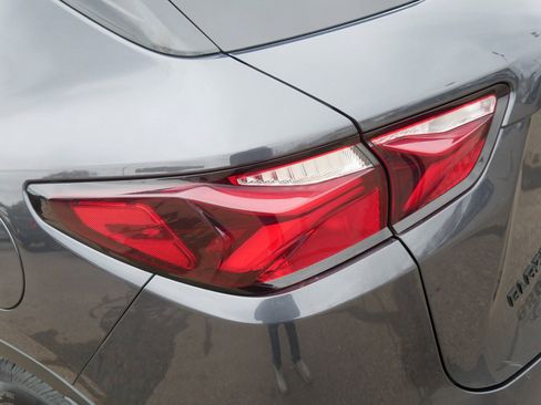 Used 2021 Chevrolet Blazer LT image 17