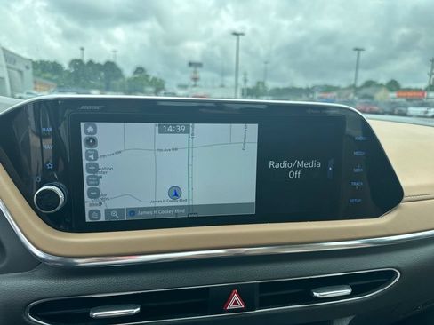 Used 2021 Hyundai Sonata Limited FWD image 18