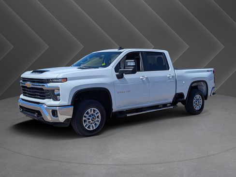 Used 2025 Chevrolet Silverado 2500 LT w/ Convenience Package AWD/4WD image 33