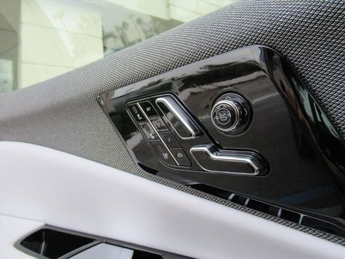 New 2026 Cadillac Optiq Sport 2 image 28