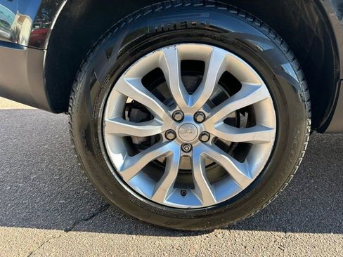 Used 2016 Land Rover Range Rover Sport HSE image 9