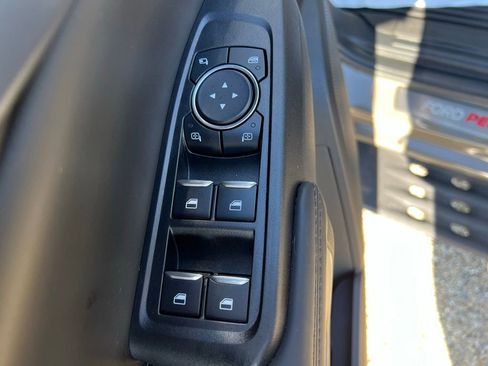 Used 2025 Ford Ranger Raptor image 29