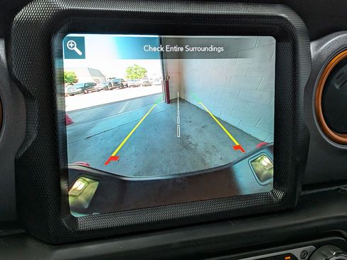 Used 2022 Jeep Gladiator Mojave w/ Trailer Tow Package AWD/4WD image 22