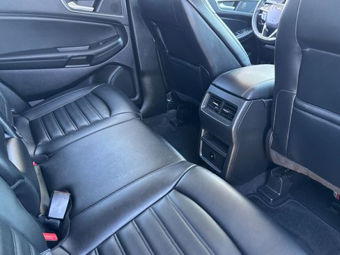 Used 2023 Ford Edge SEL image 31