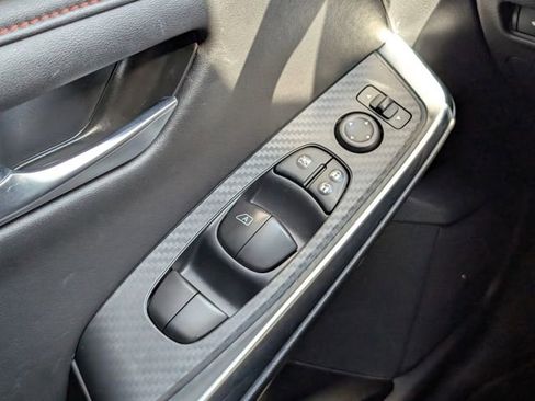 Used 2025 Nissan Sentra SR w/ SR Premium Package image 25