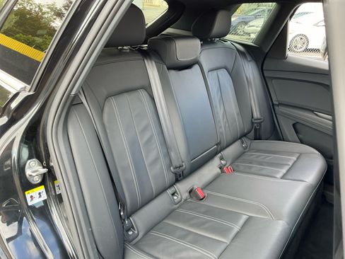 Used 2023 Audi Q4 e-tron Premium Plus w/ Premium Plus RWD image 20