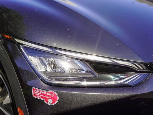 Certified 2023 Kia EV6 Light image 3