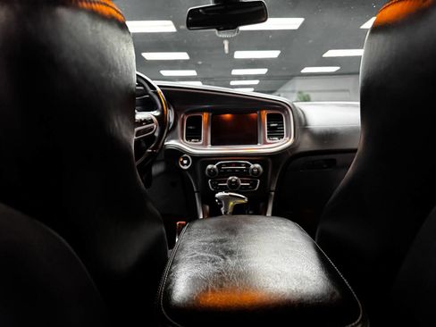 Used 2020 Dodge Charger R/T w/ Plus Group image 38