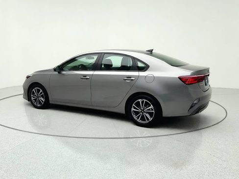 Certified 2024 Kia Forte LXS FWD image 3