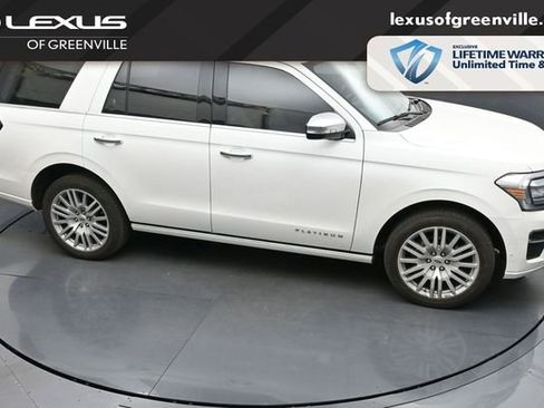 Used 2024 Ford Expedition Platinum image 19