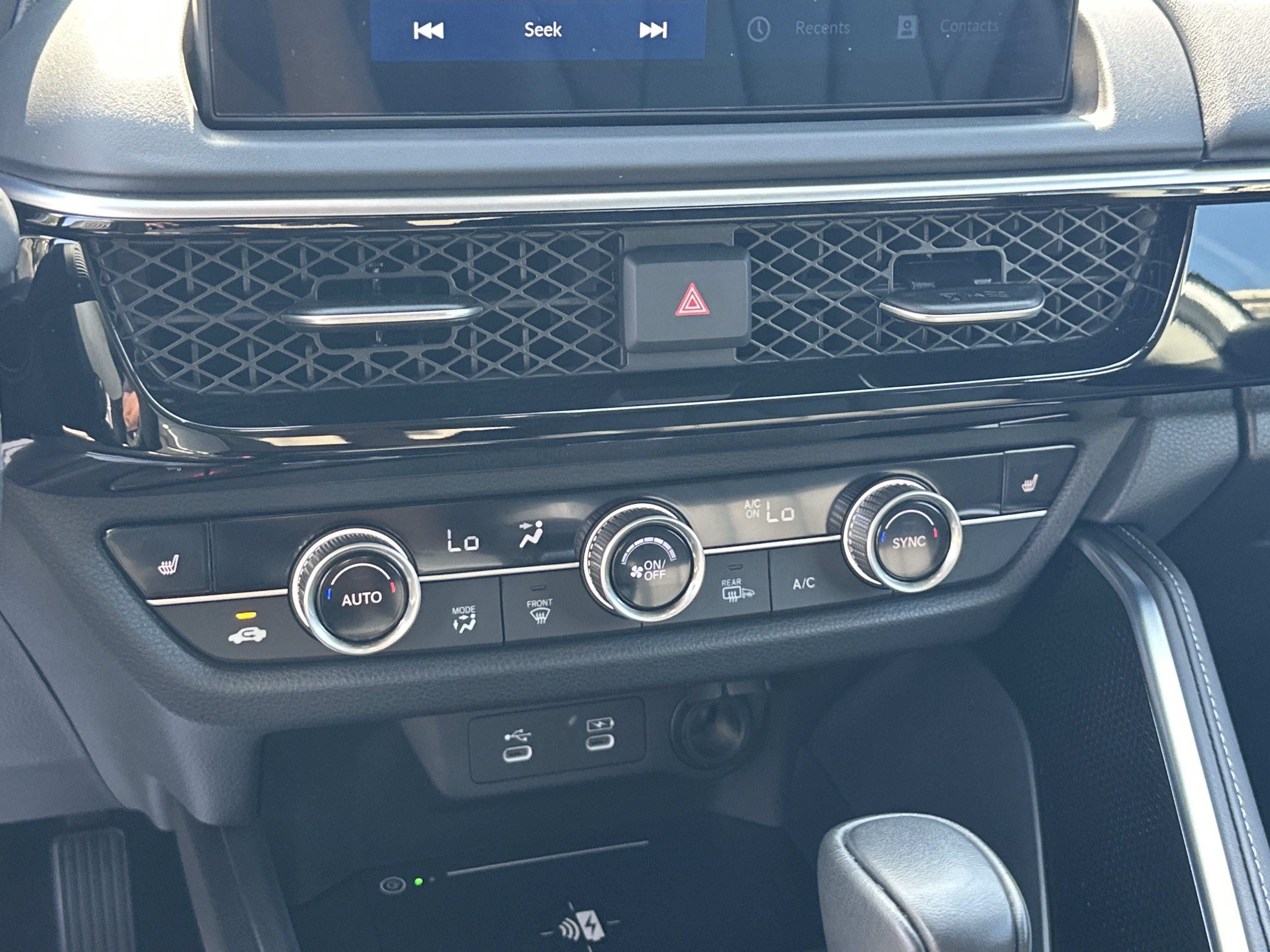 Certified 2025 Acura ADX FWD image 35