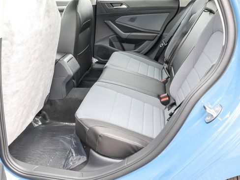 New 2026 Volkswagen Jetta SE FWD image 37