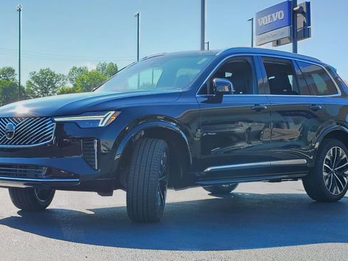 New 2026 Volvo XC90 B6 Ultra w/ Protection Package image 6