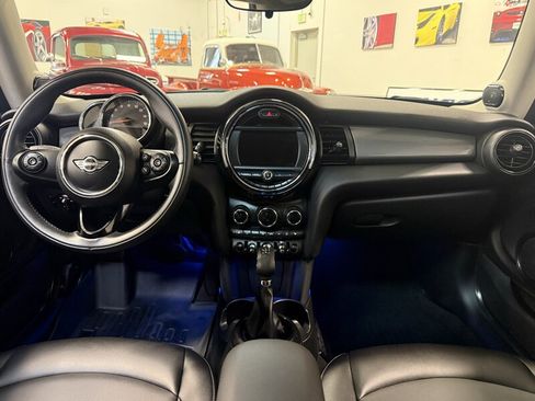 Used 2017 MINI Cooper 2-Door Hardtop FWD image 17