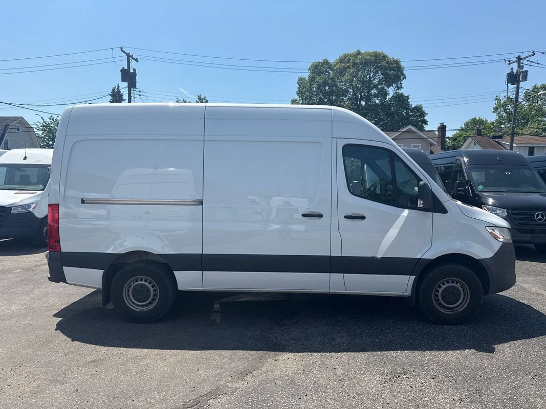 Used 2020 Mercedes-Benz Sprinter 2500 w/ Driver Convenience Package image 8