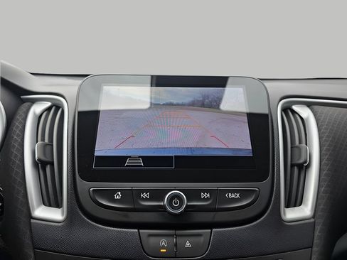 Used 2023 Chevrolet Malibu LT FWD image 24