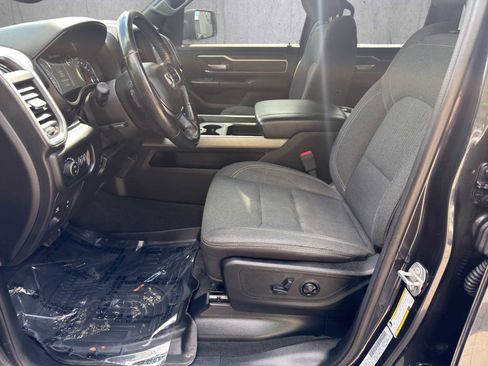 Used 2019 RAM 1500 Big Horn AWD/4WD image 11