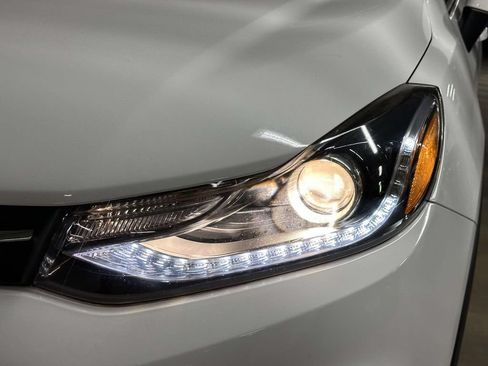 Used 2021 Chevrolet Trax LT AWD/4WD image 7