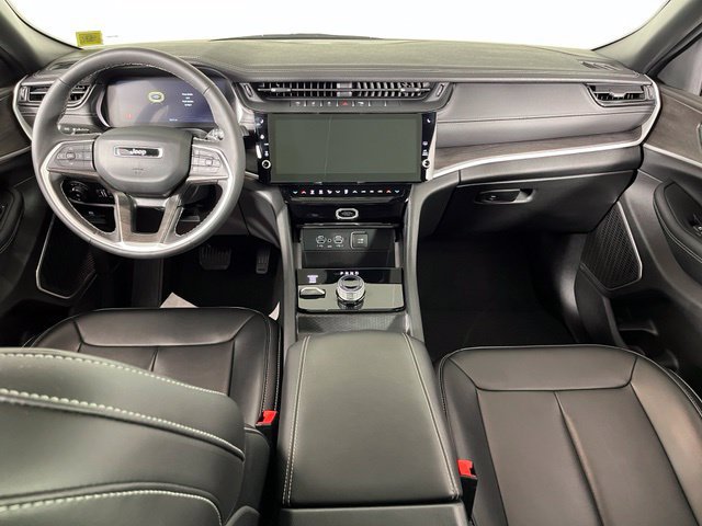 Used 2026 Jeep Grand Cherokee Limited w/ Limited Altitude Package AWD/4WD image 42