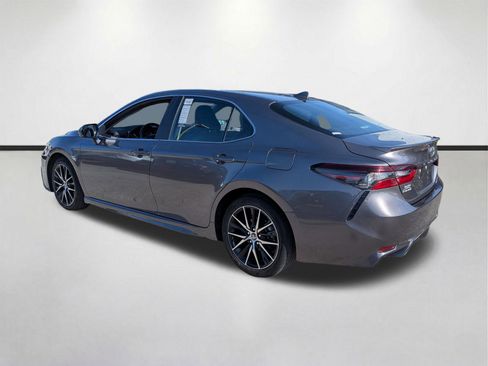 Used 2024 Toyota Camry SE w/ Cold Weather Package AWD/4WD image 6