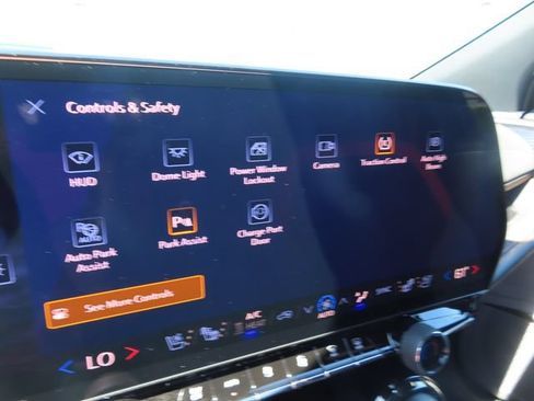 Certified 2026 Chevrolet Blazer EV SS w/ LPO, Blackout Package AWD/4WD image 23