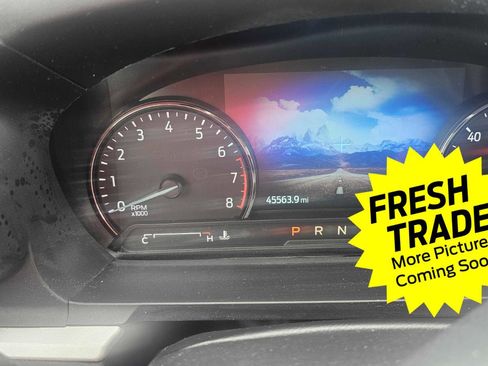 Used 2023 Ford Explorer XLT w/ Equipment Group 202A image 10