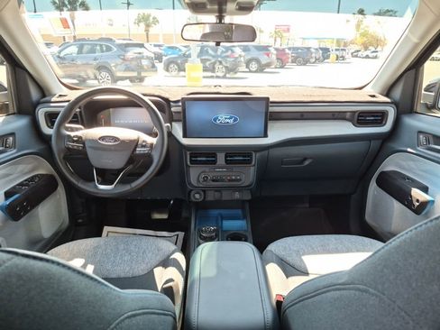 Certified 2025 Ford Maverick XLT w/ XLT Luxury Package FWD image 12